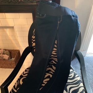 Old Navy maternity jeans
